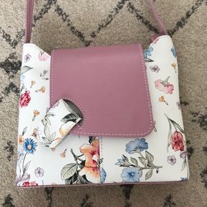 BRAND NEW ITALIAN LEATHER BAG 🌸